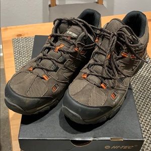 Hi-Tec Ravus Vent Hiking Shoes
